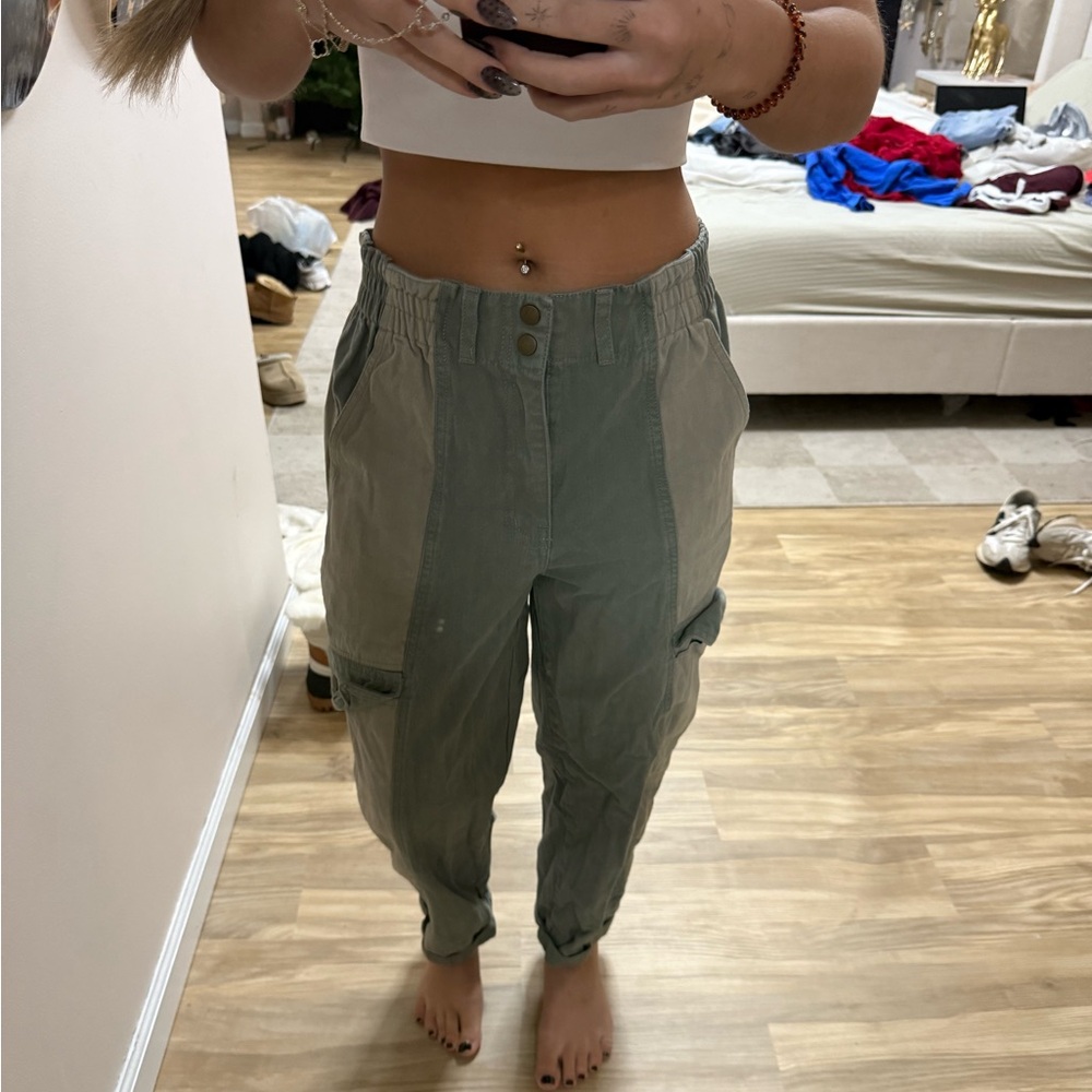 Gilded Intent Green Cargo Pants